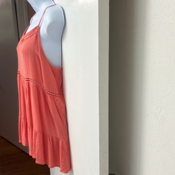 Paper Crane spaghetti straped top. Peach colored. Has 2 lines of circle cutouts - Picture 3 of 12